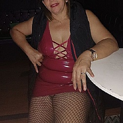 Samos casal de sp gostamos de sexo muita safadeza e temos casa de suiwg